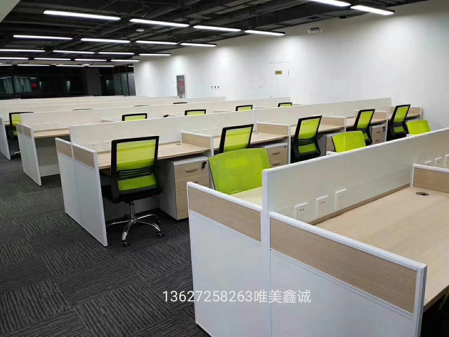 自貢辦公屏風(fēng)卡座PF-HJ-021
